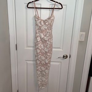 Nookie Lucia Midi Lace overlay dress is size XS